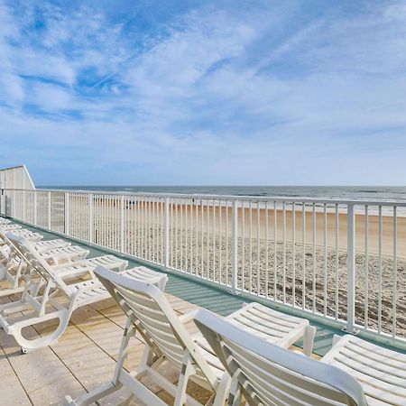 Updated Daytona Beach Oceanfront Studio! Exterior photo