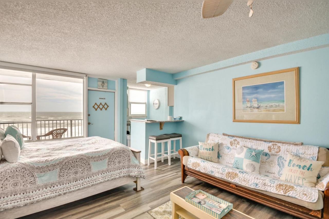 Updated Daytona Beach Oceanfront Studio! Exterior photo