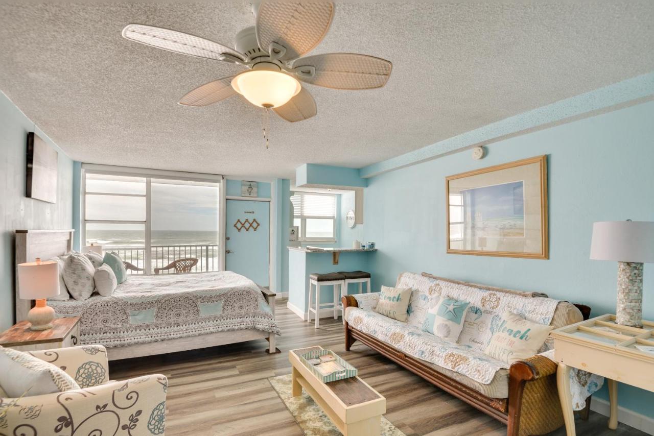 Updated Daytona Beach Oceanfront Studio! Exterior photo