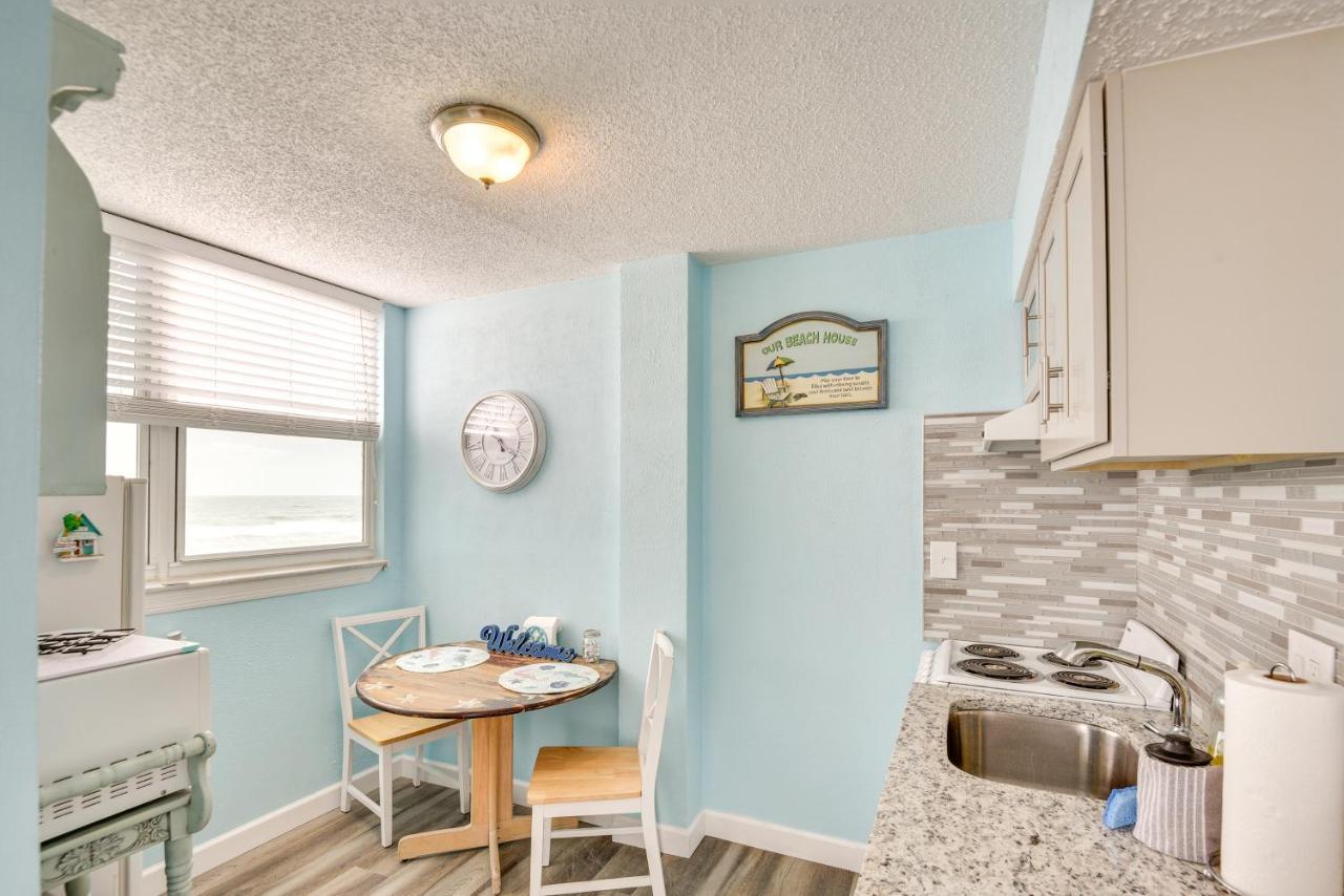 Updated Daytona Beach Oceanfront Studio! Exterior photo